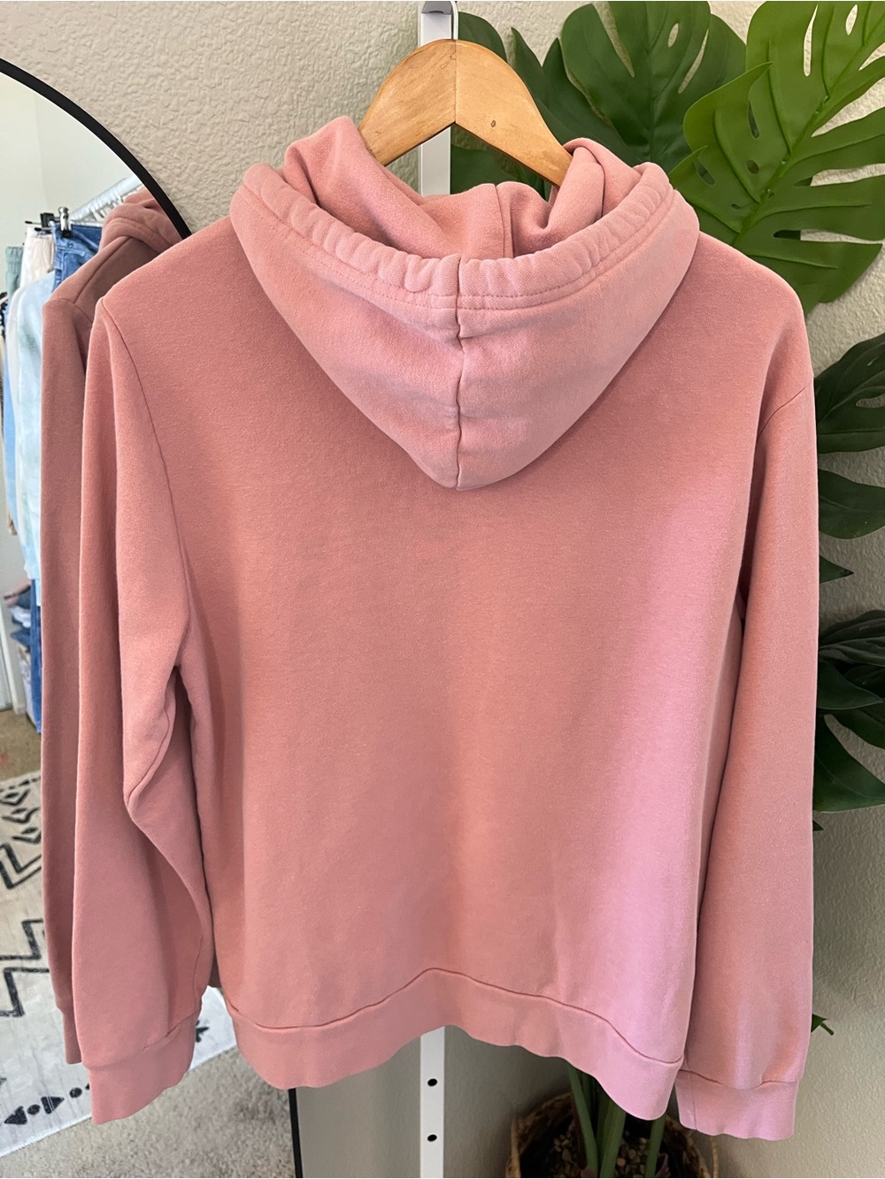 💕 Old Navy Dusty Rose Fleece Pullover Hoodie Sz M | Cozy Casual Soft Girl - Picture 6 of 6